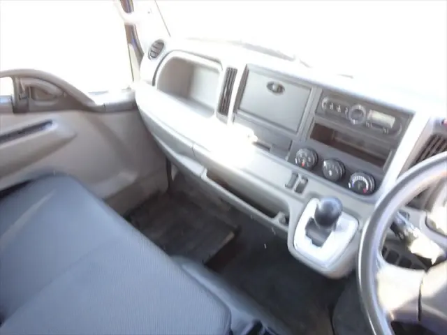 三菱 キャンター TPG-FDA50(4WD)の写真30