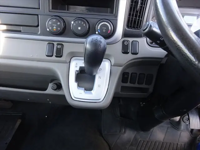 三菱 キャンター TPG-FDA50(4WD)の写真31