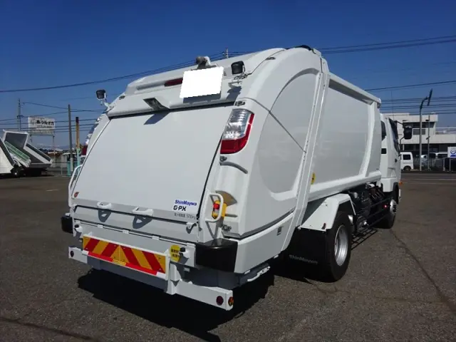 三菱 ファイター 2KG-FK62FZ(2WD)の写真4