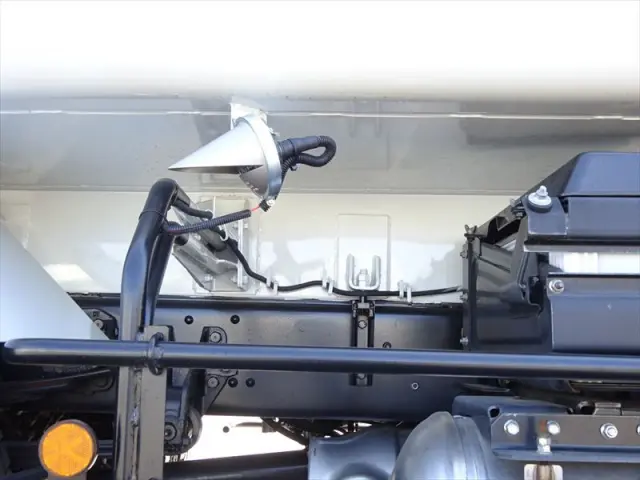 三菱 ファイター 2KG-FK62FZ(2WD)の写真8