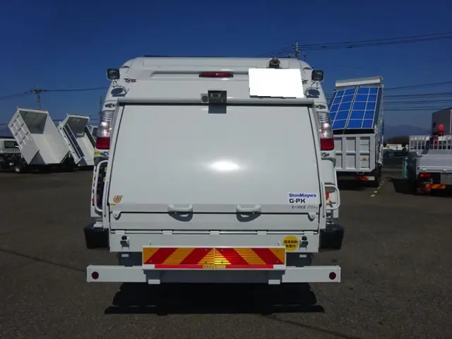 三菱 ファイター 2KG-FK62FZ(2WD)の写真12