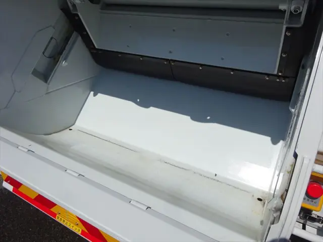 三菱 ファイター 2KG-FK62FZ(2WD)の写真13