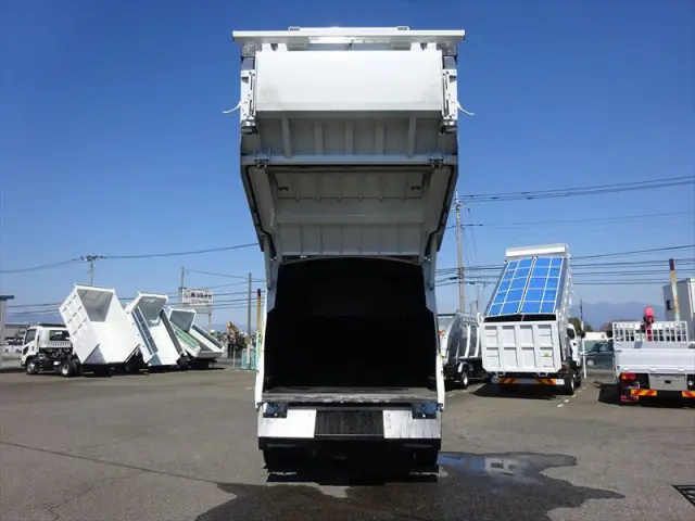 三菱 ファイター 2KG-FK62FZ(2WD)の写真16