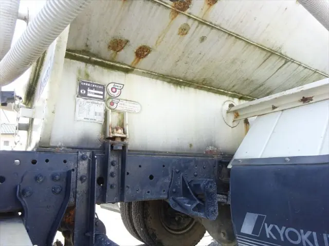 いすゞ エルフ SKG-NPR85YN(2WD)の写真8