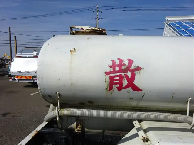 いすゞ エルフ SKG-NPR85YN(2WD)の写真11