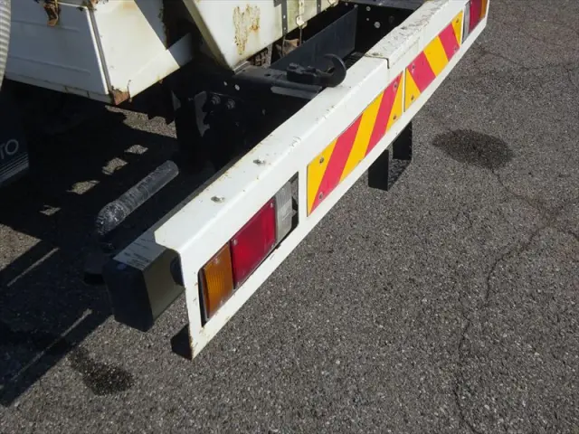 いすゞ エルフ SKG-NPR85YN(2WD)の写真13