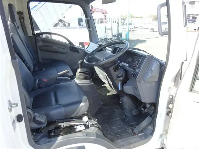 いすゞ エルフ SKG-NPR85YN(2WD)の写真19