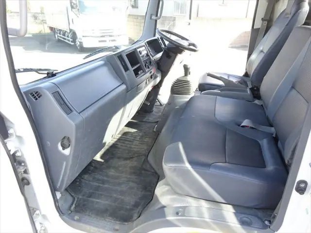 いすゞ エルフ SKG-NPR85YN(2WD)の写真25