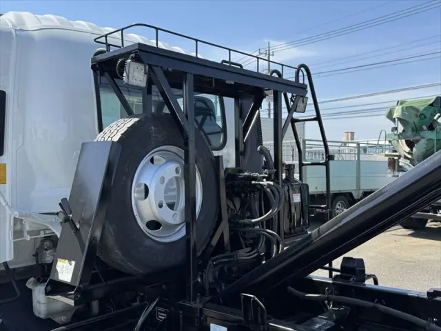 いすゞ フォワード SKG-FRR90S2(2WD)の写真14