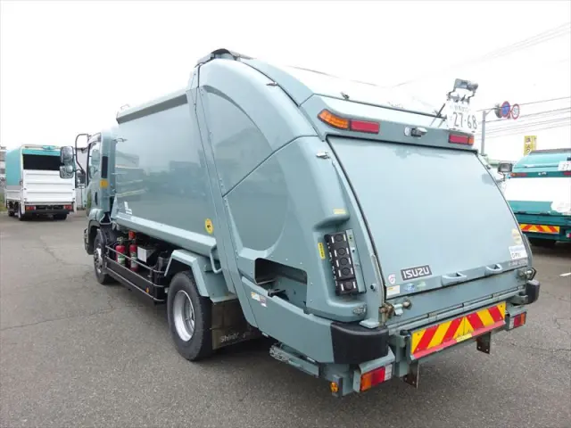 いすゞ フォワード SKG-FSR90S2(2WD)の写真3