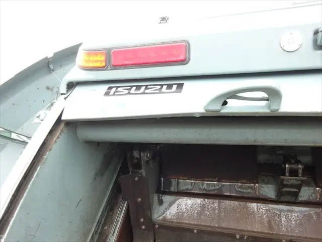 いすゞ フォワード SKG-FSR90S2(2WD)の写真12