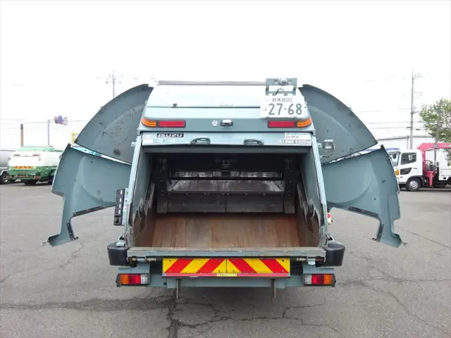 いすゞ フォワード SKG-FSR90S2(2WD)の写真13