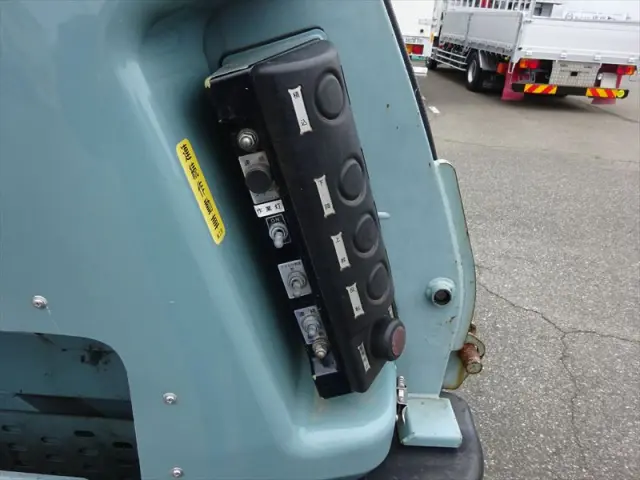 いすゞ フォワード SKG-FSR90S2(2WD)の写真23