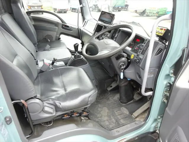 いすゞ フォワード SKG-FSR90S2(2WD)の写真24