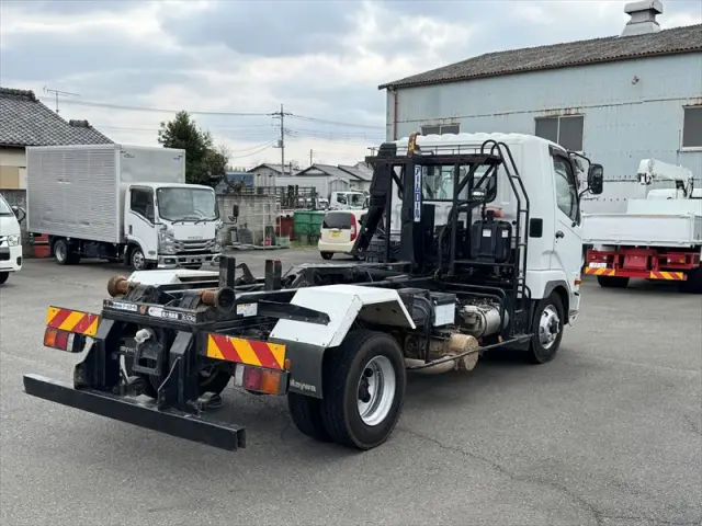 三菱 ファイター TKG-FK71F(2WD)の写真4