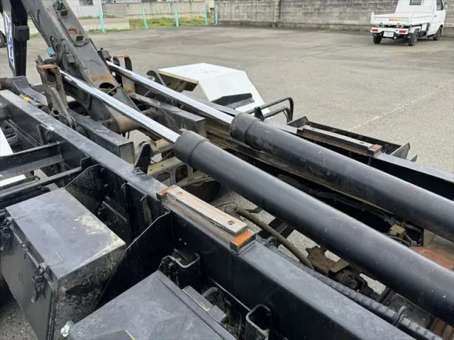 三菱 ファイター TKG-FK71F(2WD)の写真12