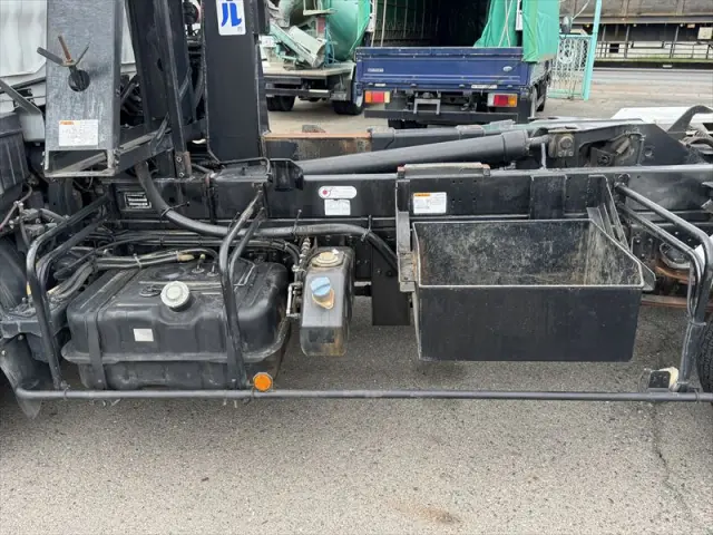 三菱 ファイター TKG-FK71F(2WD)の写真15