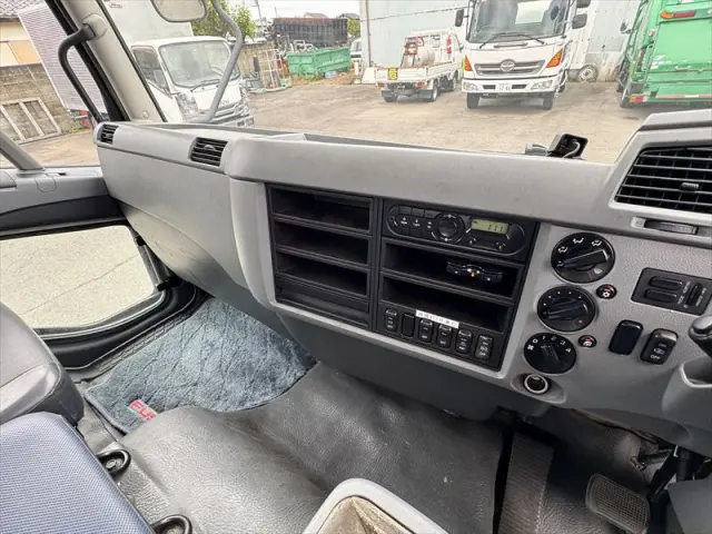 三菱 ファイター TKG-FK71F(2WD)の写真25