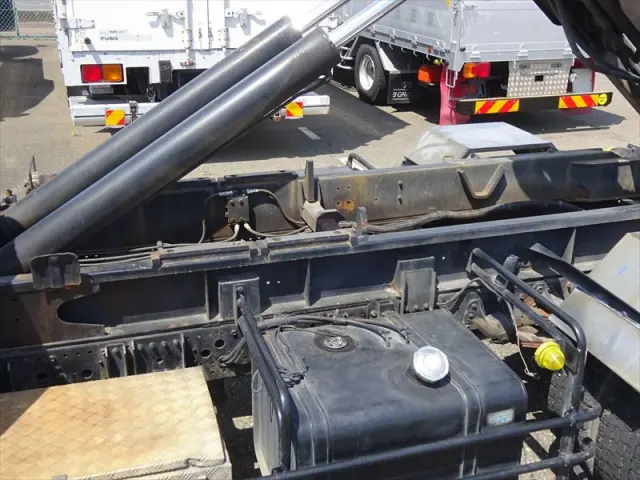 いすゞ フォワード PDG-FTR34S2の写真6