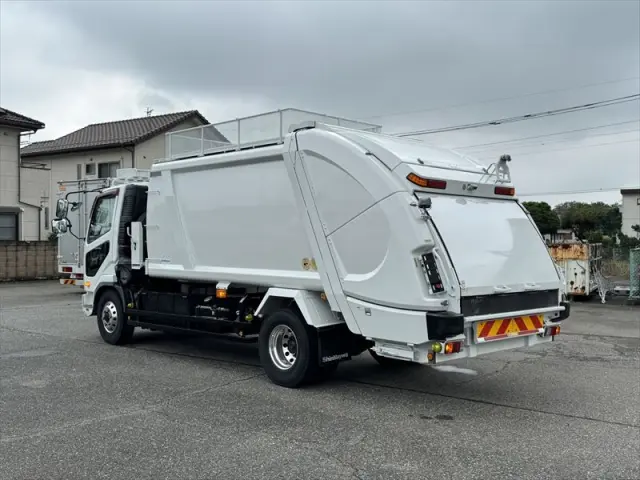 三菱 ファイター TKG-FK71F(2WD)の写真4