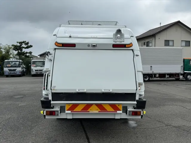 三菱 ファイター TKG-FK71F(2WD)の写真5