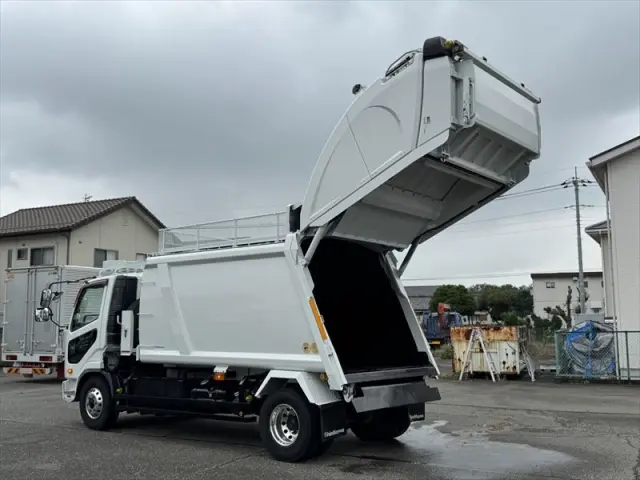 三菱 ファイター TKG-FK71F(2WD)の写真9