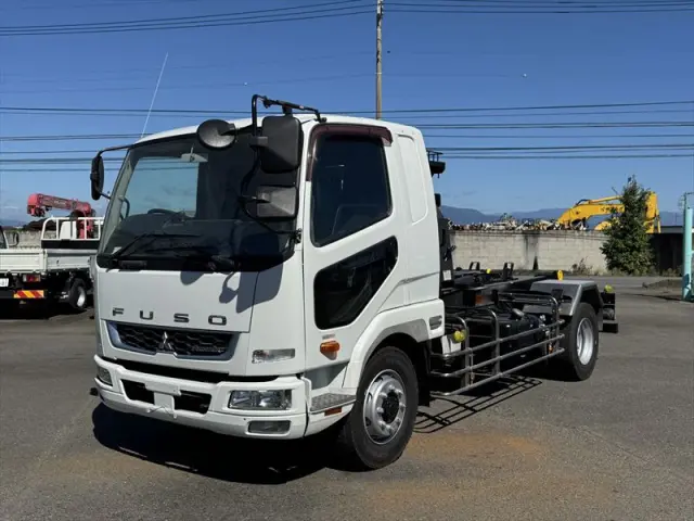 三菱 ファイター 2KG-FK62FZ(2WD)の写真1