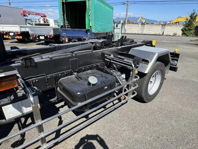 三菱 ファイター 2KG-FK62FZ(2WD)の写真16