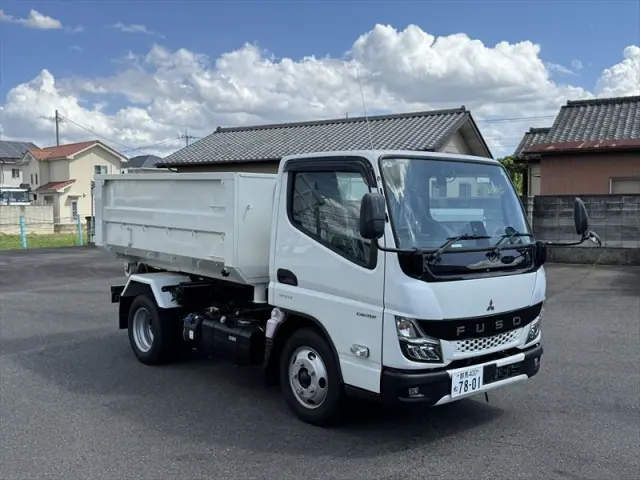 三菱 キャンター 2RG-FBAV0(2WD)の写真2