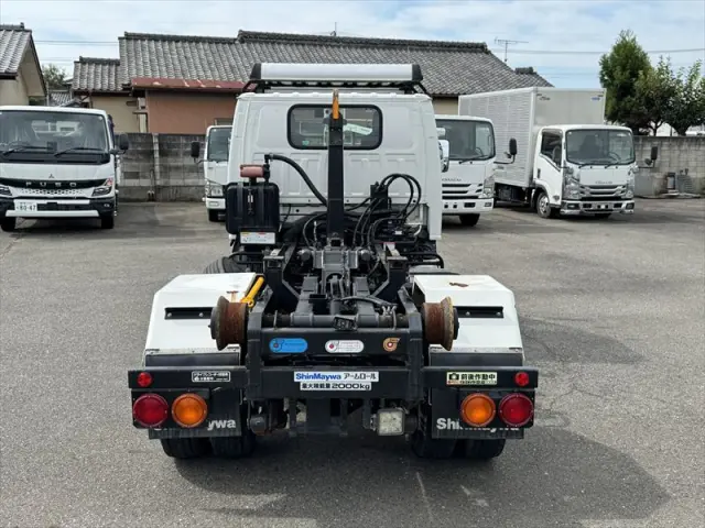 いすゞ エルフ TPG-NKR85AN(2WD)の写真5