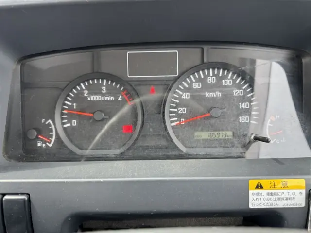 いすゞ エルフ TPG-NKR85AN(2WD)の写真23
