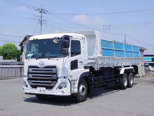 ＵＤ クオン 2PG-CW5CL(6x4)の写真1