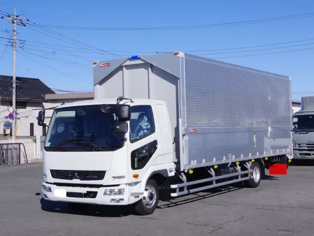 三菱 ファイター 2KG-FK65F(2WD)の写真1