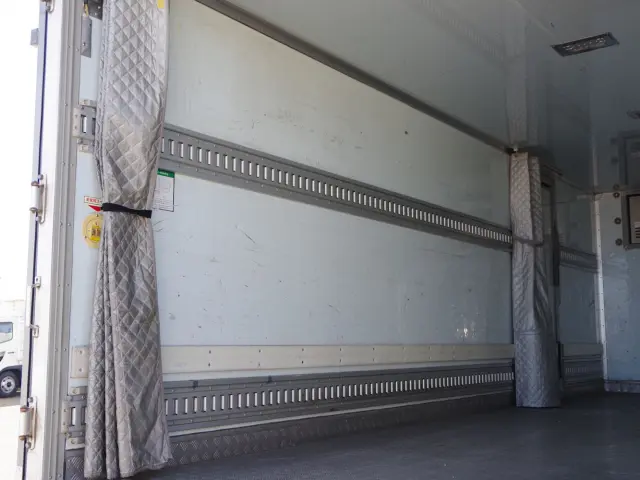 三菱 ファイター TKG-FK71F(2WD)の写真13