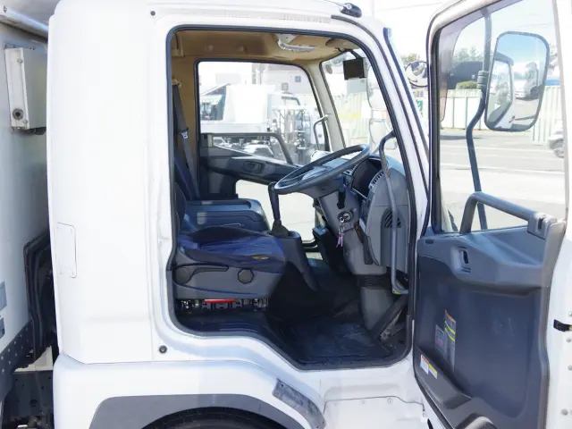 三菱 ファイター TKG-FK71F(2WD)の写真35