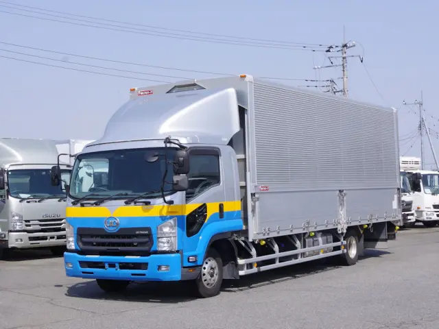 ＵＤ コンドル 2PG-BRR90T2(2WD)の写真1