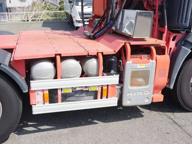 日野 プロフィア QPG-SS1EKDA(6x4)の写真11