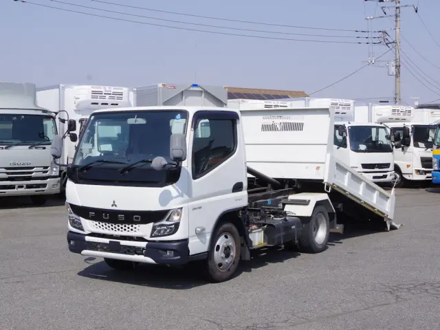 三菱 キャンター 2RG-FBA60(2WD)の写真1