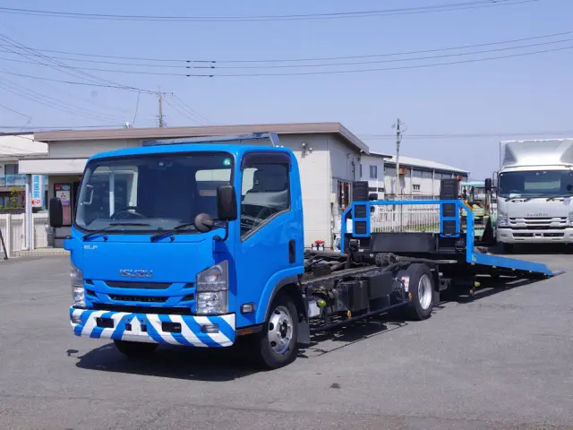 いすゞ エルフ TPG-NPR85AN(2WD)の写真1