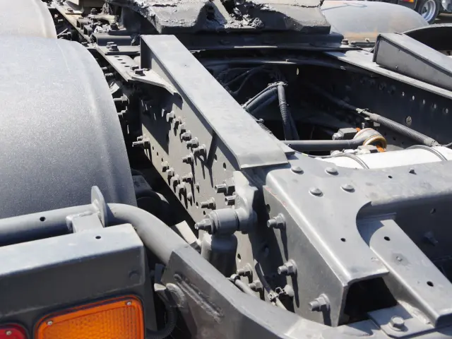 日野 プロフィア QKG-SS1EKAG(6x4)の写真6