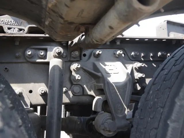 日野 プロフィア QKG-SS1EKAG(6x4)の写真8