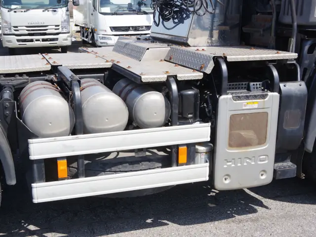 日野 プロフィア QKG-SS1EKAG(6x4)の写真14