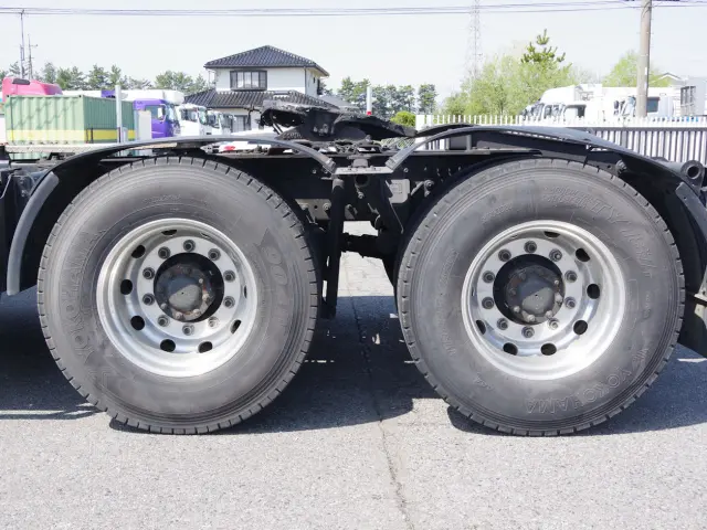 日野 プロフィア QKG-SS1EKAG(6x4)の写真17