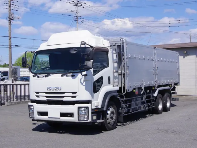 いすゞ フォワード QKG-FVZ34U2(6x4)の写真1
