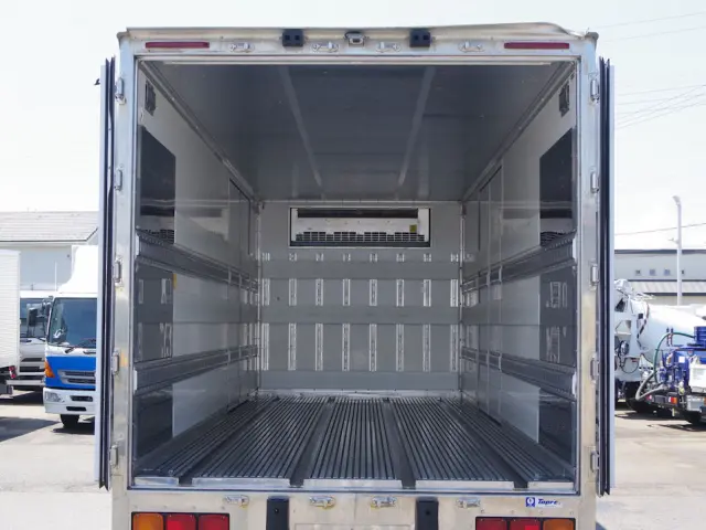 三菱 ファイター 2KG-FK65FY(2WD)の写真5