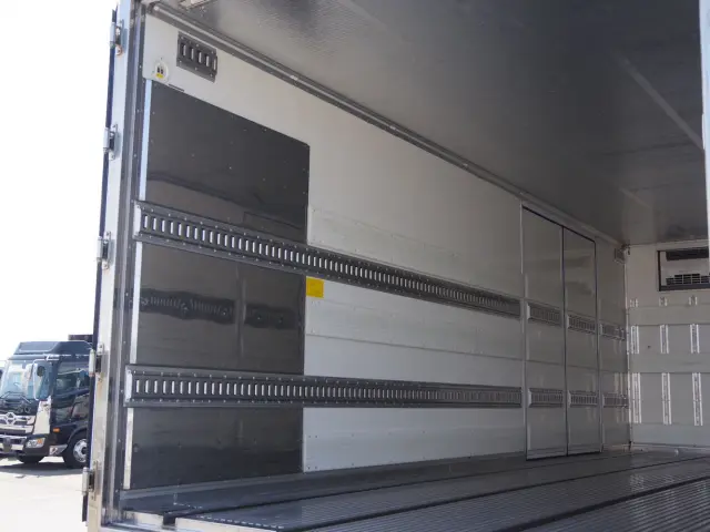 三菱 ファイター 2KG-FK65FY(2WD)の写真13