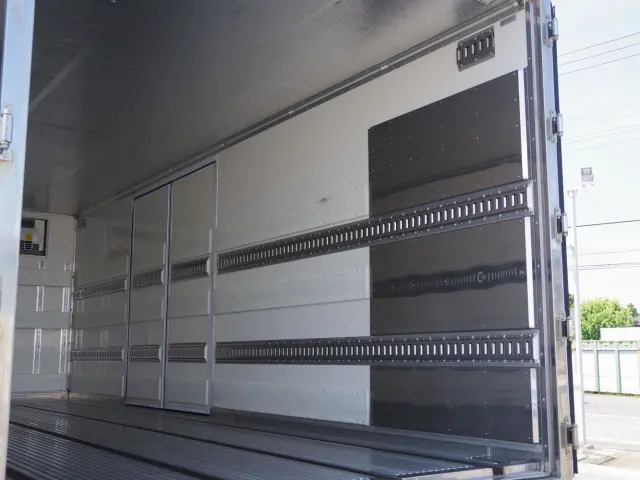 三菱 ファイター 2KG-FK65FY(2WD)の写真14