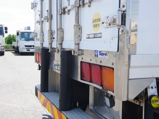 三菱 ファイター 2KG-FK65FY(2WD)の写真29