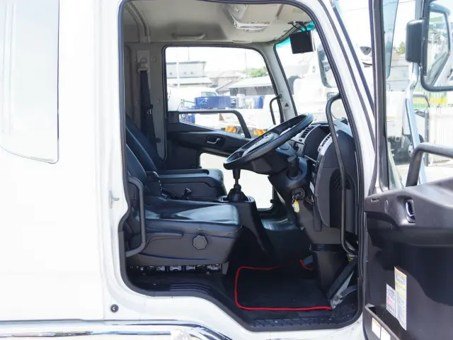 三菱 ファイター 2KG-FK65FY(2WD)の写真36