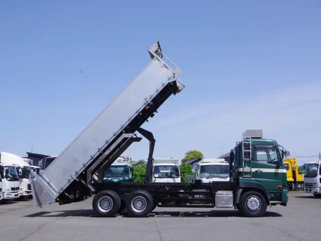 UD クオン QKG-CD5YL(6x2)の写真10